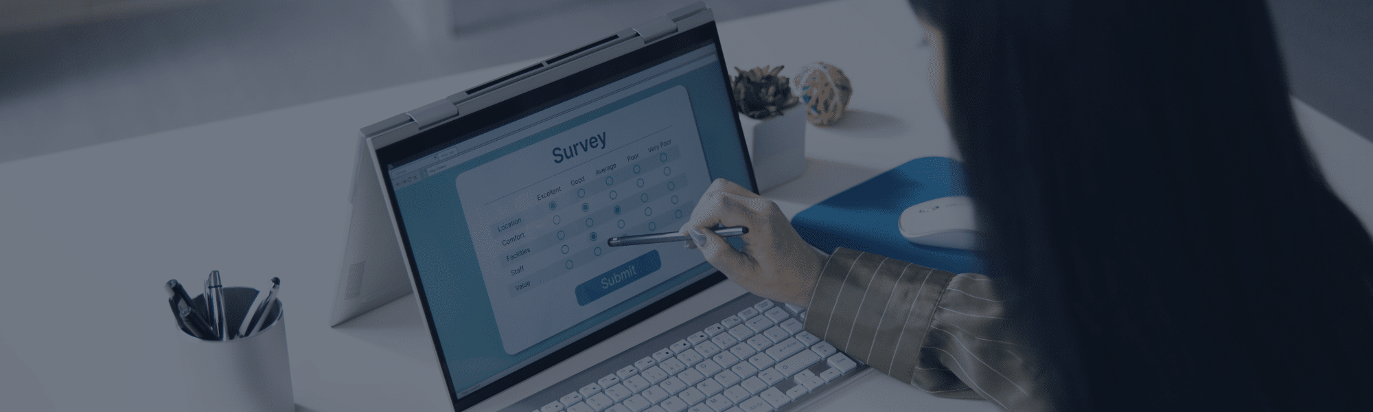 IT Blue Minimalist Blog Post Linkedin Article Cover (1)